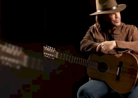 Com promessa de 3 horas de show, Eduardo Costa volta a Campo Grande