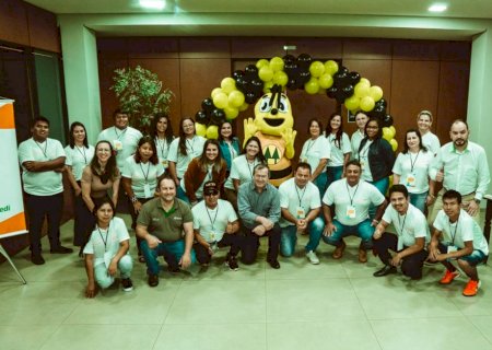 Sicredi Centro Sul-MS realiza formação de educadores no Programa União Faz a Vida