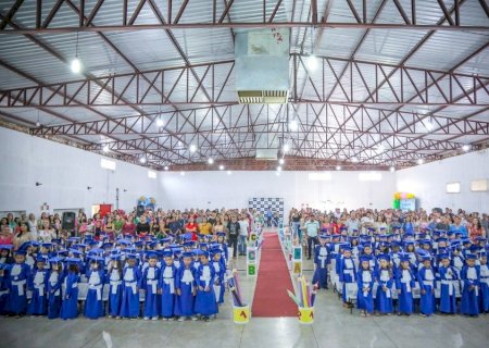 Batayporã: Rede Municipal de Ensino celebra formatura de 160 estudantes da Educação Infantil