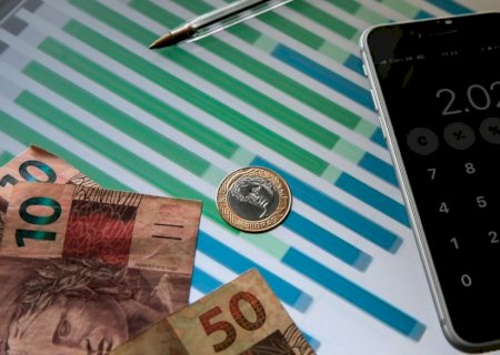 Mercado eleva previsões para Selic e IPCA em 2023 e 2024 e piora PIB do ano