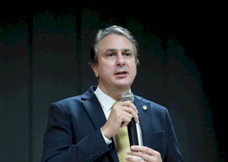 Ministro da Educação diz que alunos de escolas cívico-militares não serão prejudicados com fim do programa