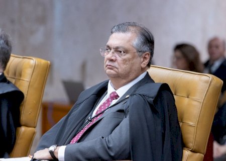Ministro Flávio Dino prorroga prazo para CGU sobre Emendas Pix