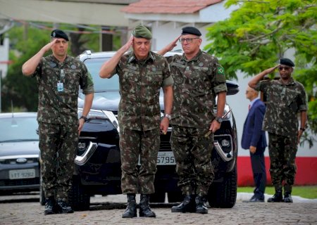 General que teria se oposto a plano de golpe nega ser informante de Moraes