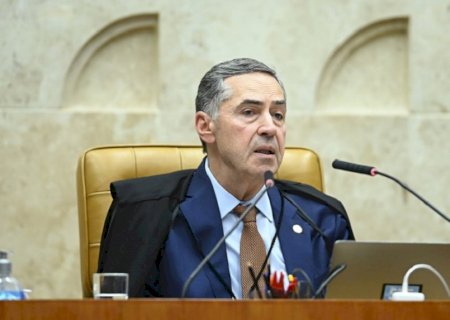 Barroso diz que inquérito das fake news foi ‘atípico’ e ‘demorado’, mas ‘necessário para enfrentar o extremismo’