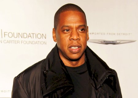 Rapper Jay-Z é acusado de estuprar menina de 13 anos em 2000