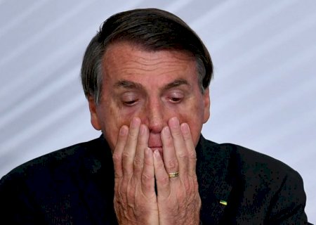 Na mira do inquérito do golpe, Bolsonaro terá novo advogado