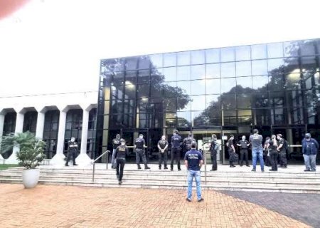 Empresa foi aberta para receber dinheiro desviado do TCE, diz denúncia