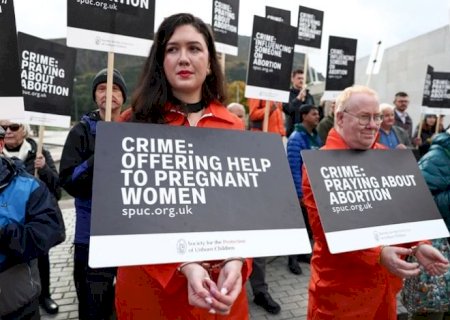 Cristã de 74 anos é a 1ª presa pela lei que protege clínicas de aborto