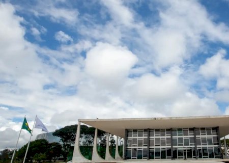 Moraes nega novo pedido de Bolsonaro para ampliar prazo de defesa