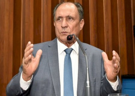 Zé Teixeira trabalha por infraestrutura em distritos de MS