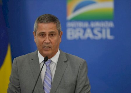 Alexandre de Moraes nega novo pedido de Braga Netto para mais tempo de defesa por denúncia de golpe