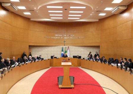 Tribunal de Justiça suspende efeitos de Lei que aumentou salário da prefeita da capital