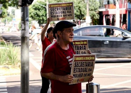 Em atos, movimentos defendem a criação de secretaria das mulheres em MS