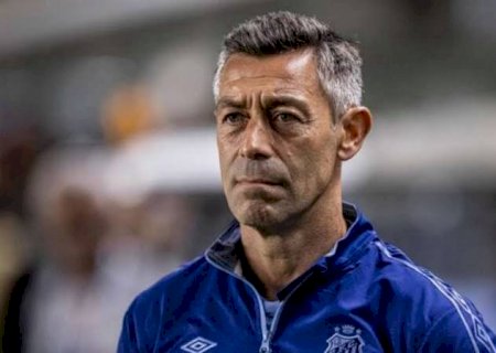 Pressão não alivia: Caixinha segue ameaçado no Santos