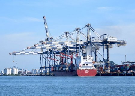 Movimentação portuária bate recorde por dois meses seguidos