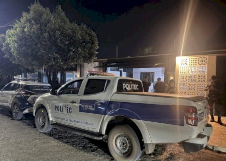 Jurado de morte por ex-inquilina, homem é morto a tiros dentro de casa