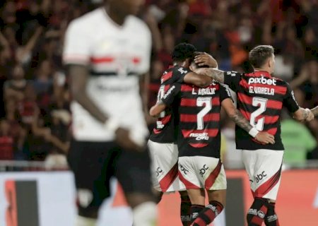 Flamengo vence São Paulo por 2 a 0 no retorno do Brasileiro