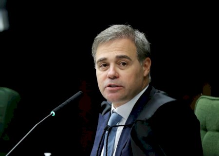 Ministro André Mendonça defende que STF deve repensar seu papel