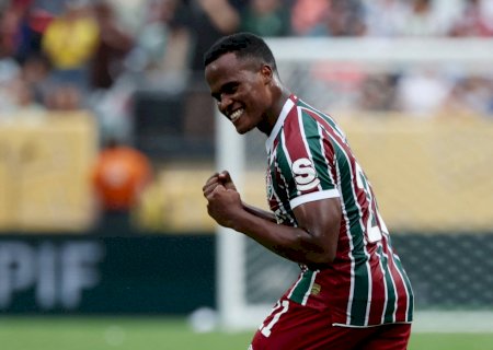 Choro, renovação e propostas da Europa marcam possíveis últimos capítulos de Arias no Fluminense