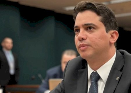Alvo da PF, deputado Júnior Mano foi expulso do PL por Bolsonaro