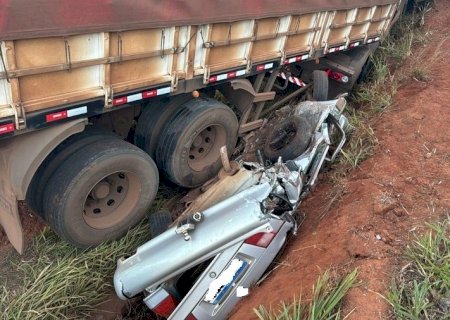 Colisão entre carreta e carro deixa uma pessoa morta na MS-134 entre Batayporã e Nova Andradina