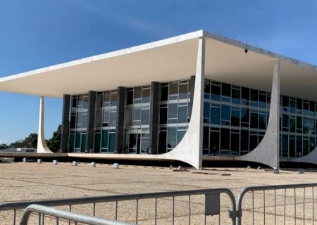 Praça dos Três Poderes terá drones com julgamento de Bolsonaro 