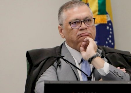 Decisão de outro país só vale no Brasil se Justiça validar, diz Dino