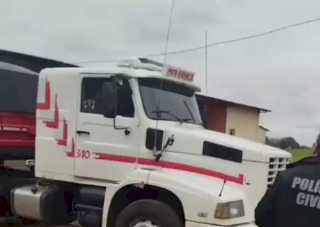 Ciclista morre atropelada por caminh&atilde;o enquanto ia para o trabalho