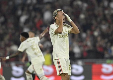 Erros em campo e escolhas fora não deixam mistão do Flamengo esquentar; análise