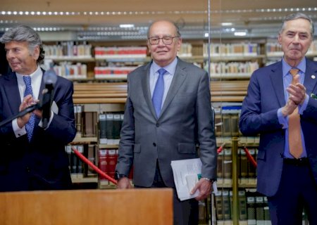 Gilmar ironiza suspensão de visto dos EUA para ministros do STF
