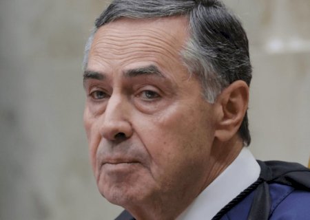 Barroso diz que fará “reflexão” sobre antecipar saída do STF