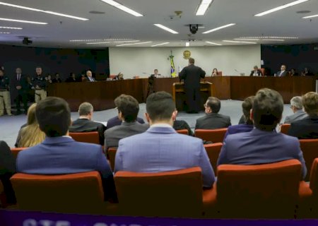 STF retoma nesta terça julgamento de Bolsonaro e mais sete réus
