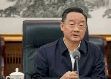 China condena ex-ministro à morte por receber propina