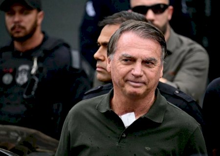 A atitude de Bolsonaro na saída do hospital que entrou na mira de Moraes