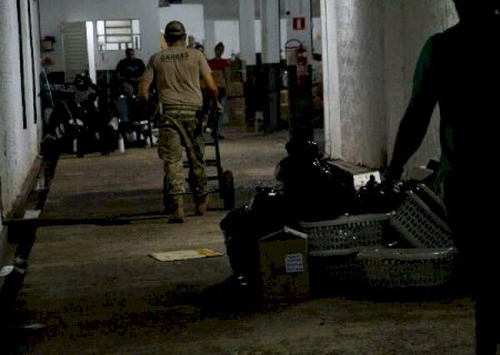 Presos em depósito de perfumes contrabandeados são liberados após fiança