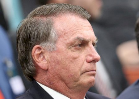 Apesar de autorização de Moraes, Flávio diz que Bolsonaro não dará entrevistas