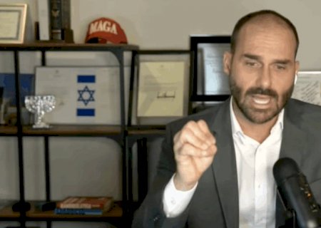 Defensoria pede que STF suspenda denúncia contra Eduardo Bolsonaro