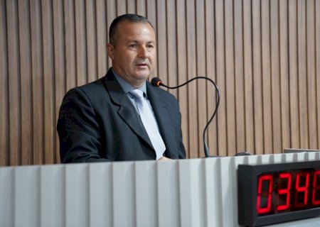 Vereador Lorinho solicita ampla divulgação do novo cronograma de coleta de lixo domiciliar e seletiva em Batayporã