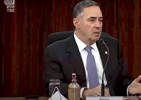 Barroso anuncia que vai deixar cargo de ministro do STF
