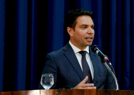 Moraes determina prisão preventiva de Alexandre Ramagem