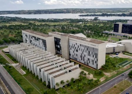 STJ proíbe Forças Armadas de afastar militares por transição de gênero
