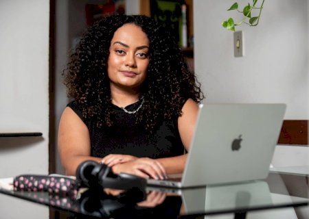 Falta de identificação com psicólogos brancos leva pessoas negras a procurar profissionais também negros