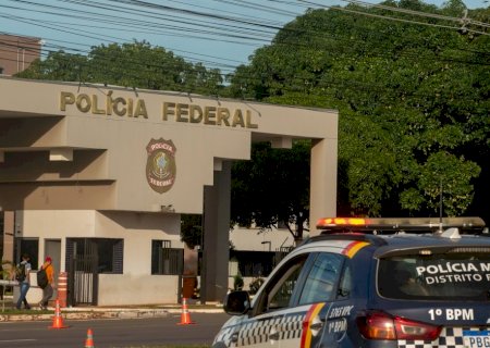 Defesa de Jair Bolsonaro prepara pedido de prisão domiciliar