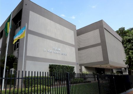 Pastor que prometia reconstruir seios e eliminar cicatrizes é condenado por estelionato