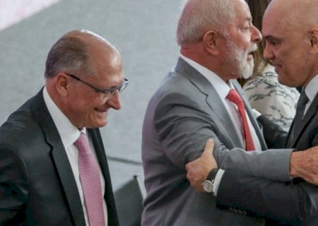 Moraes agradece a Lula por empenho para derrubar a Magnitsky: 'Vitória da soberania'