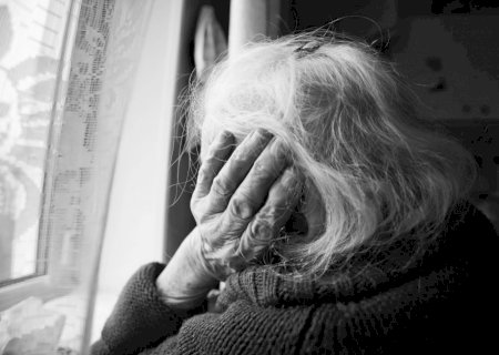 Só 4 em cada 10 idosos que relatam sintomas de depressão recebem o diagnóstico, aponta estudo