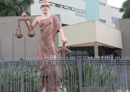 Homem é condenado a 32 anos por manter esposa em cárcere por 20 anos | G1