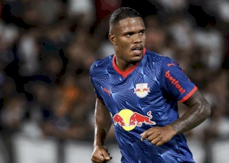Bragantino avalia punir zagueiro por comentário sobre árbitra