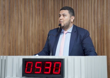 Batayporã: Vereador Fábio de Mello apresenta indicações voltadas ao comércio local e à revisão da COSIP