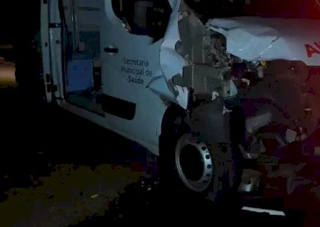Ambulância de Ponta Porã atropela e mata mulher na BR-463